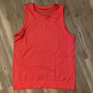 Lululemon pink women’s muscle tank